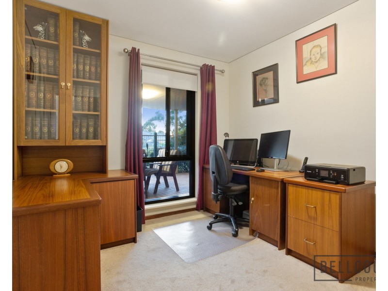 13 Trinnick Place, Booragoon WA 6154