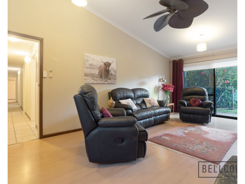 13 Trinnick Place, Booragoon WA 6154