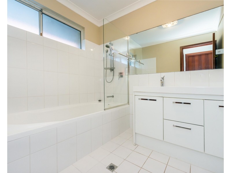 5 Falcon Avenue, Churchlands WA 6018