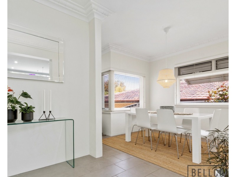 8 Gunee Road, City Beach WA 6015