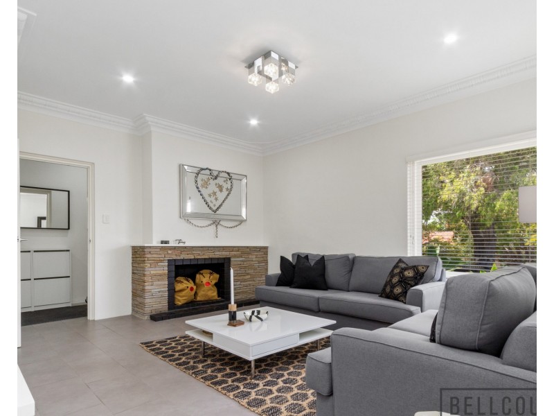 8 Gunee Road, City Beach WA 6015