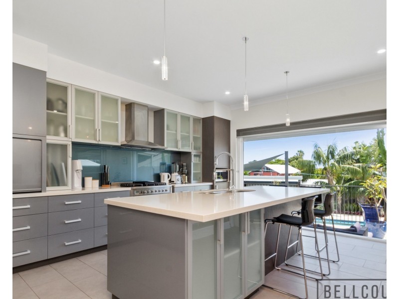 8 Gunee Road, City Beach WA 6015
