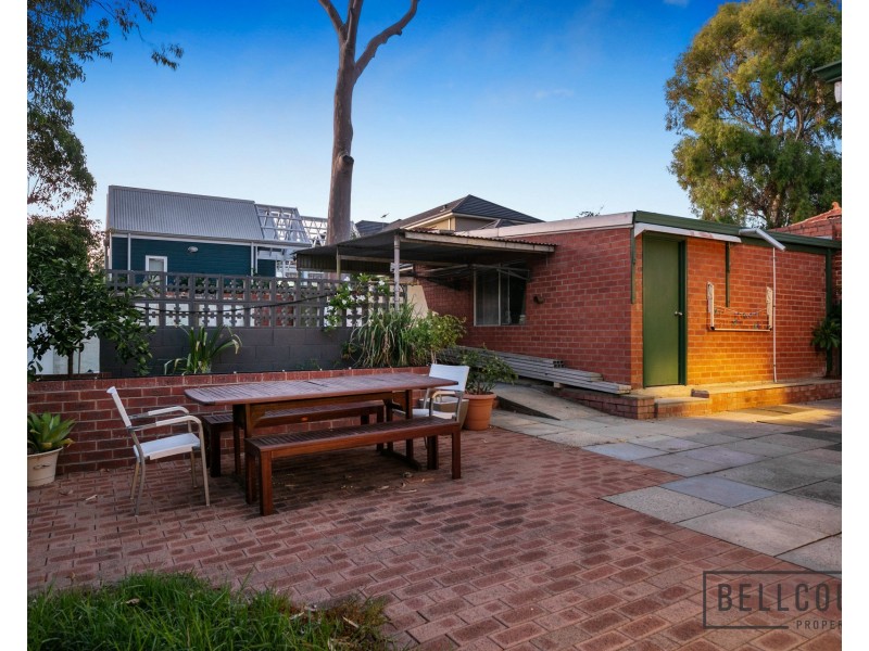 15 Clifton Street, Nedlands WA 6009