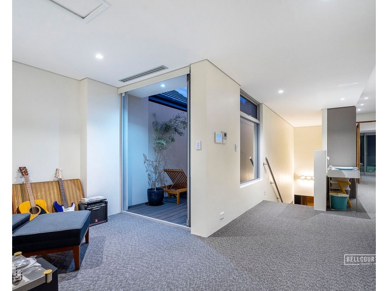 3 Nuytsia Lane, Churchlands WA 6018