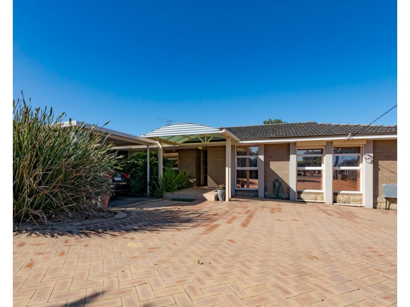 432 Grand Promenade, Dianella WA 6059