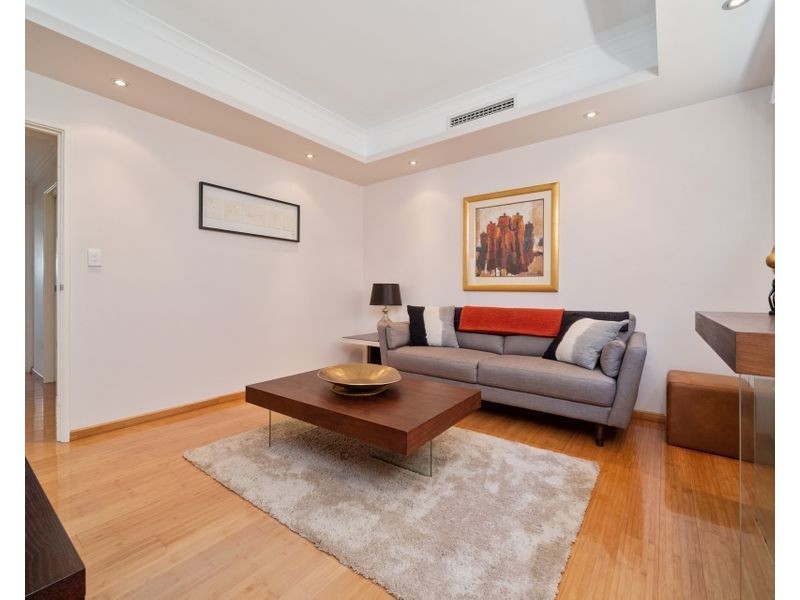 34 Latrobe Street, Yokine WA 6060