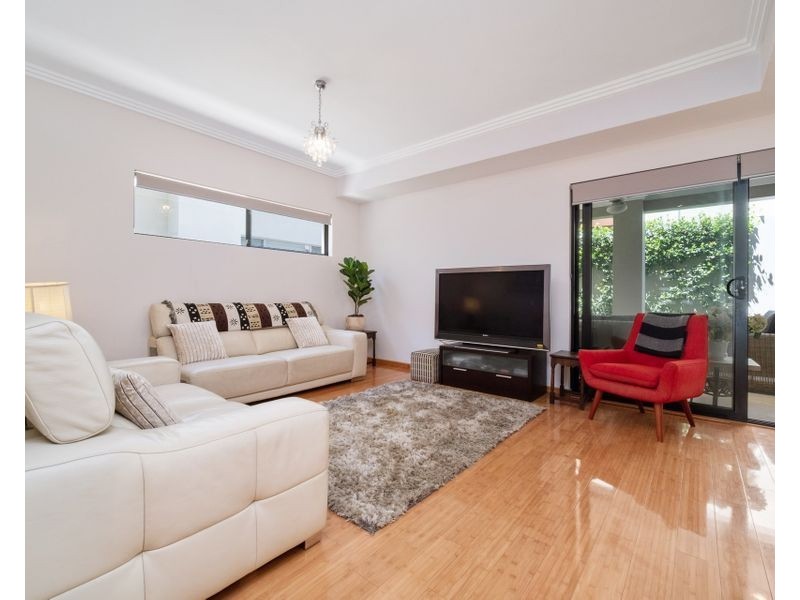 34 Latrobe Street, Yokine WA 6060