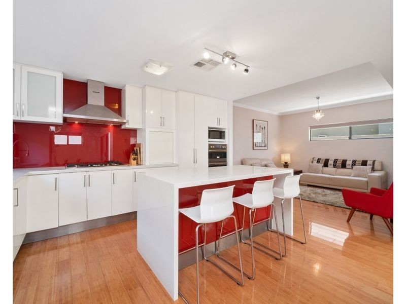 34 Latrobe Street, Yokine WA 6060