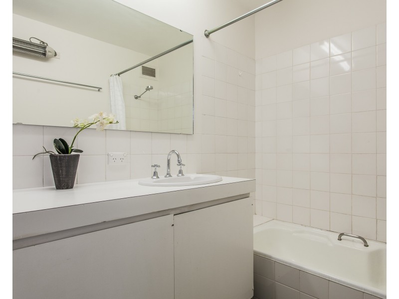 4A/25 Victoria Avenue, Claremont WA 6010