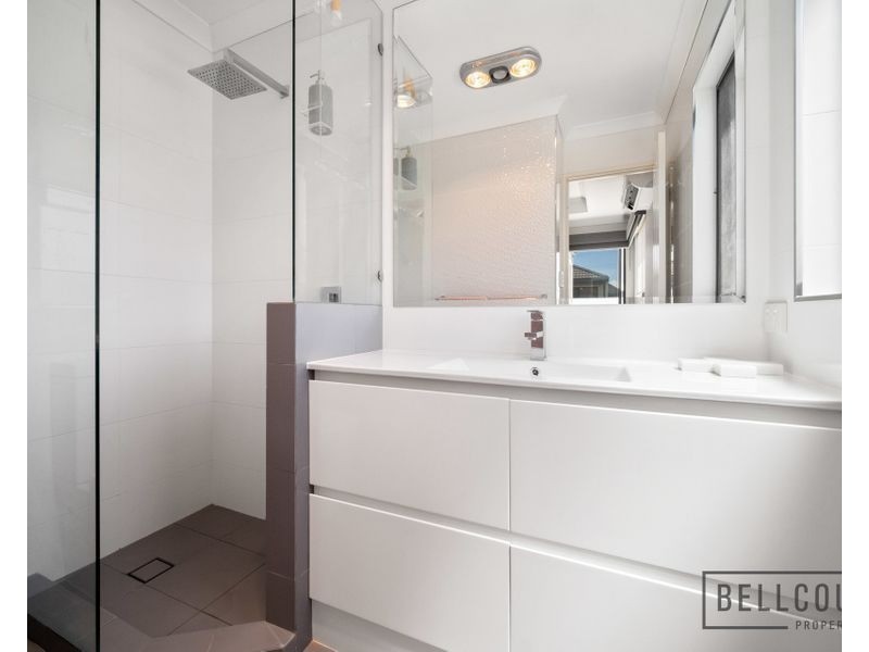 17b Thurlow Avenue, Yokine WA 6060