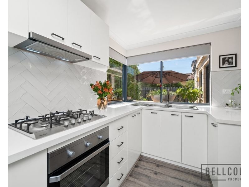 17b Thurlow Avenue, Yokine WA 6060
