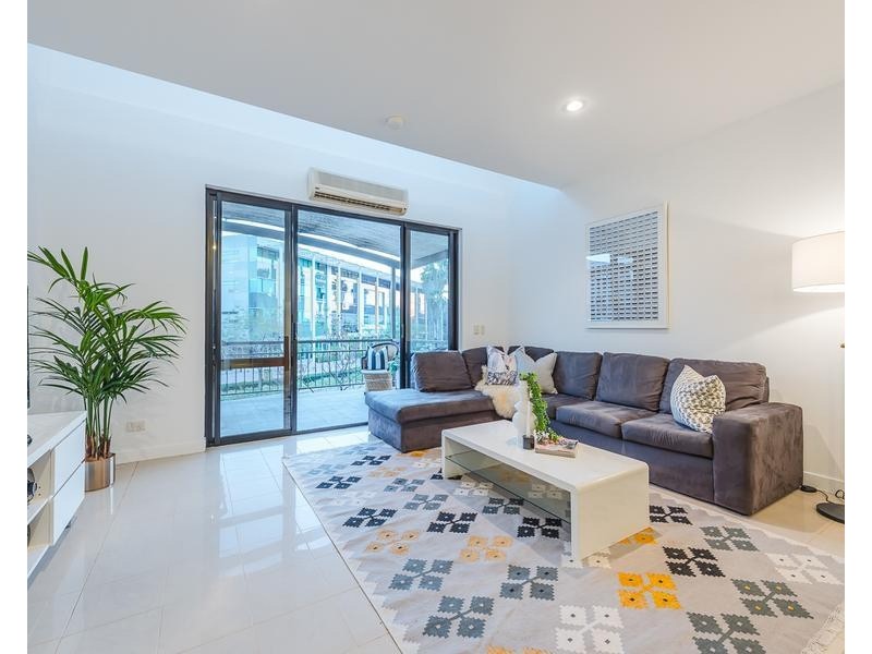 4/424 Roberts Road, Subiaco WA 6008