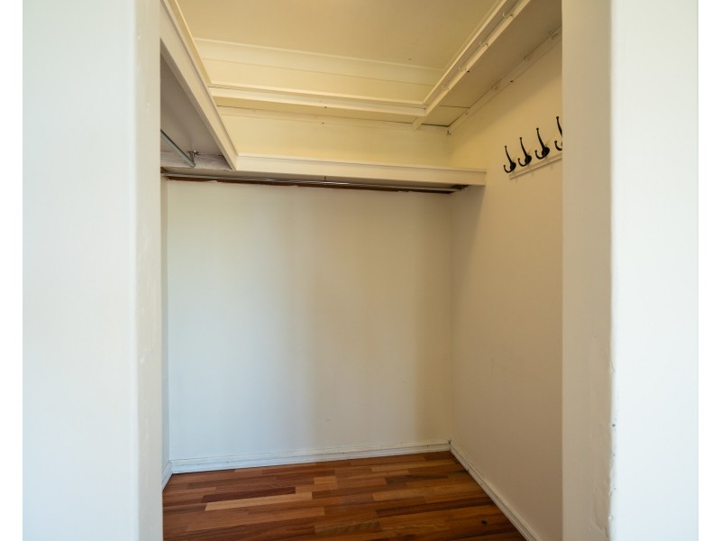 25 Adelphi Court, Marangaroo WA 6064