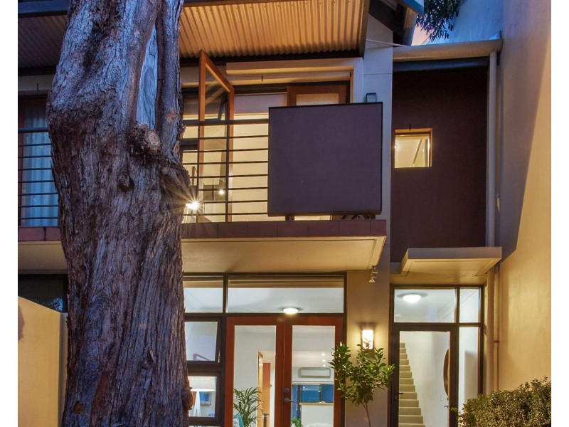 19/2 Quintilian Road, Mount Claremont WA 6010