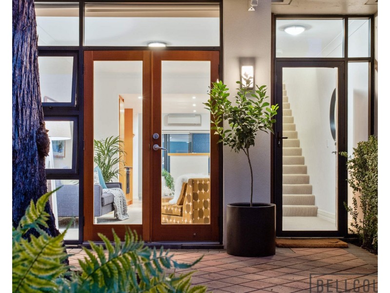 19/2 Quintilian Road, Mount Claremont WA 6010