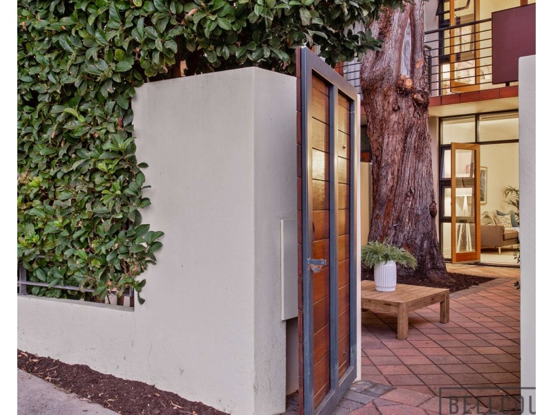 19/2 Quintilian Road, Mount Claremont WA 6010