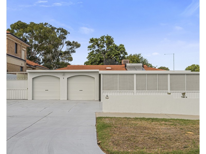 5 Michael Street, Beaconsfield WA 6162