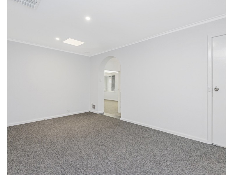 5 Michael Street, Beaconsfield WA 6162