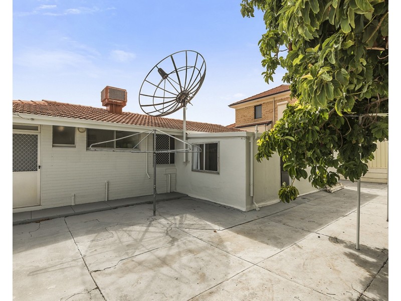 5 Michael Street, Beaconsfield WA 6162