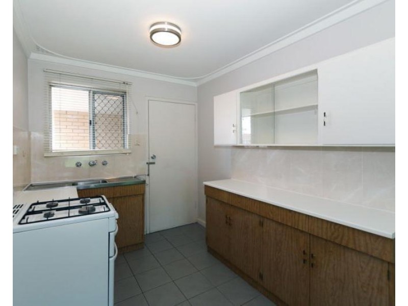 41/299 Harbourne Street, Glendalough WA 6016