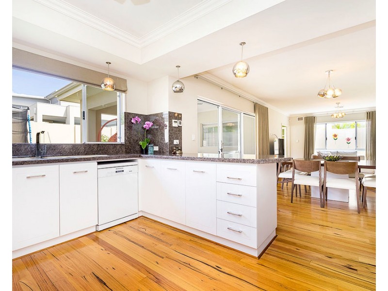 21 Appleberry Street, Churchlands WA 6018