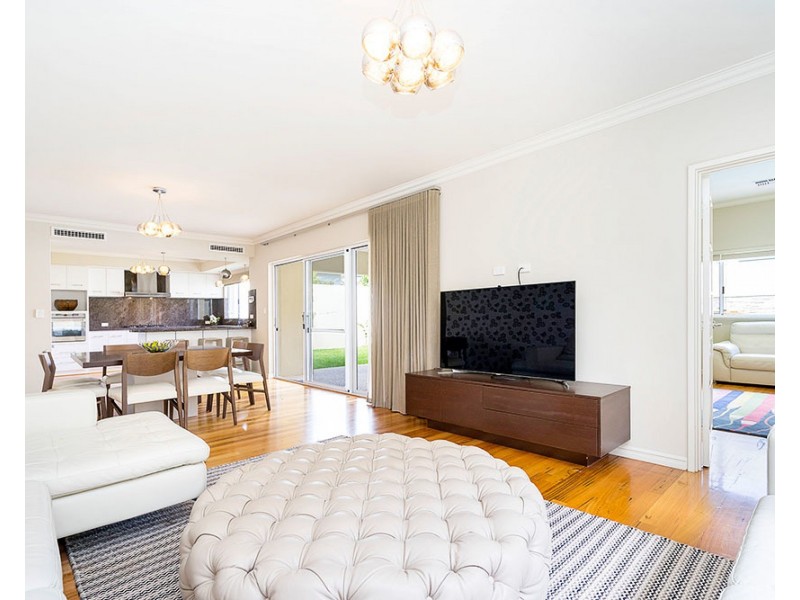 21 Appleberry Street, Churchlands WA 6018