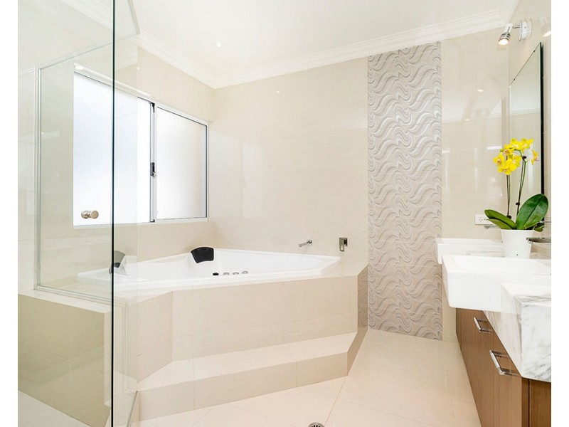 21 Appleberry Street, Churchlands WA 6018