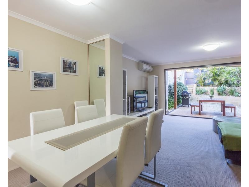 3/3 Rockett Lane, Cottesloe WA 6011