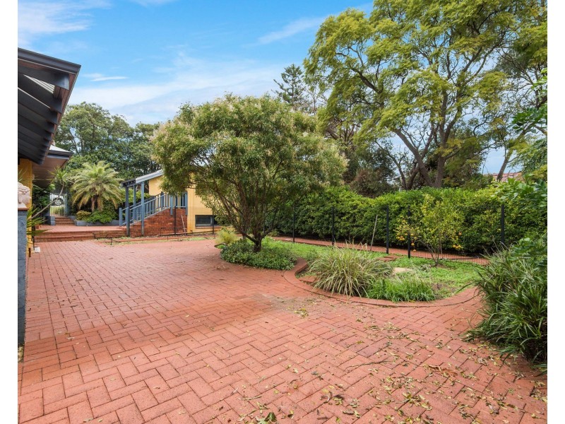 11 Warralong Crescent, Coolbinia WA 6050