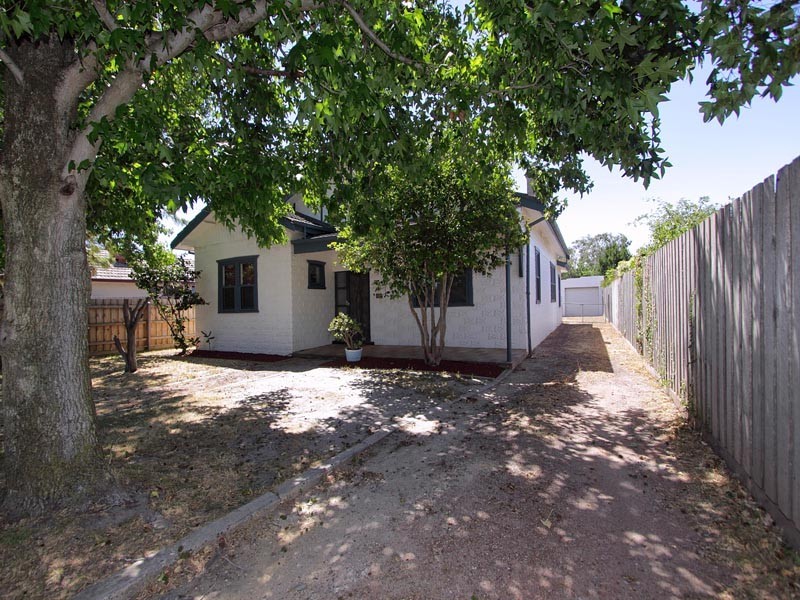 26 McKenzie Street, Seaford VIC 3198