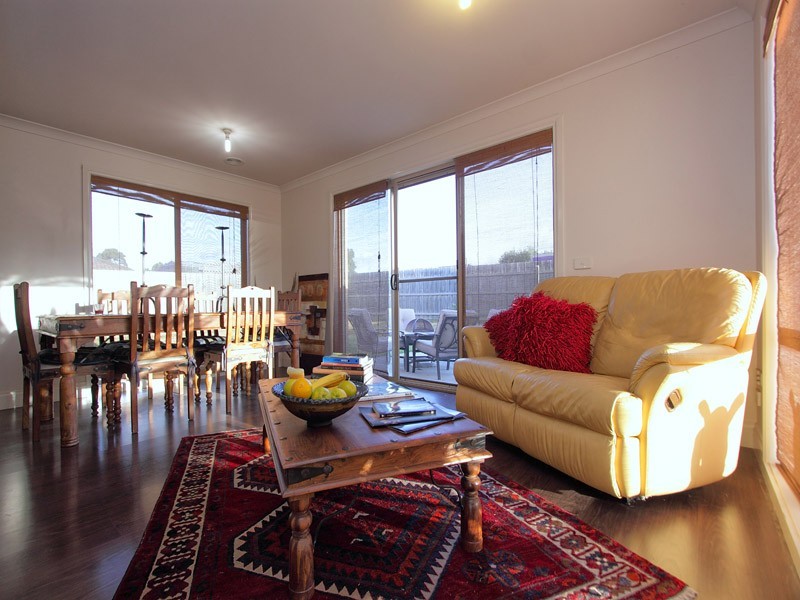 2 Elpara Place, Skye VIC 3977