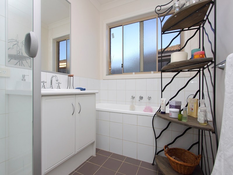 2 Elpara Place, Skye VIC 3977