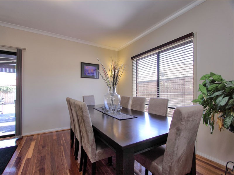 9 Laurie Court, Skye VIC 3977