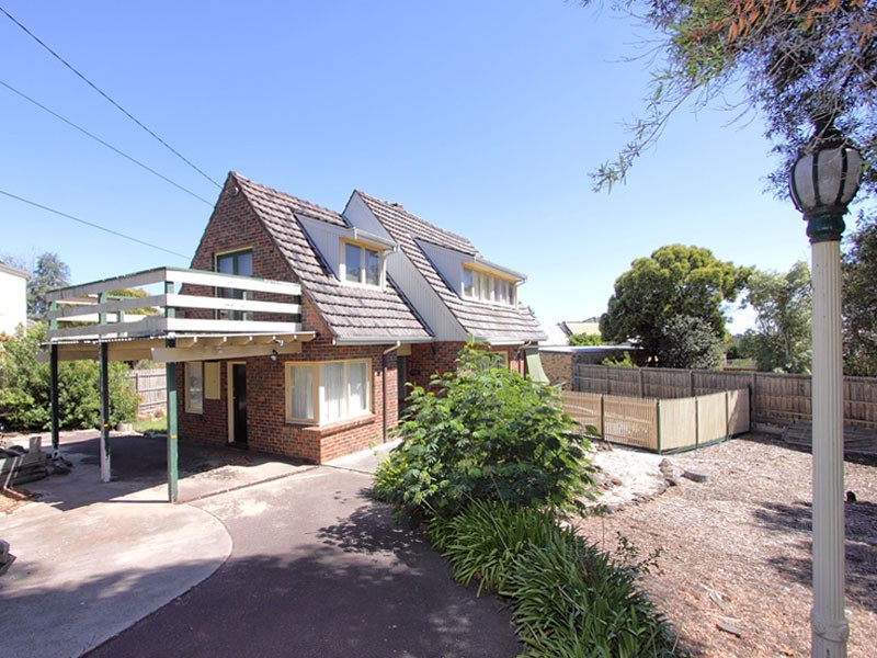 4 Meribah Court, Frankston VIC 3199