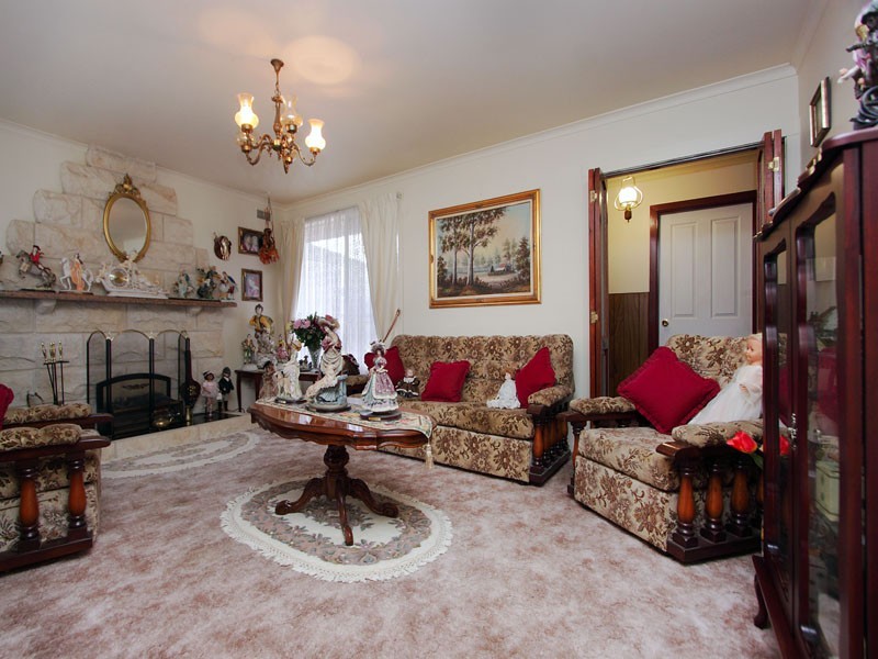 18 Averne Street, Cranbourne VIC 3977