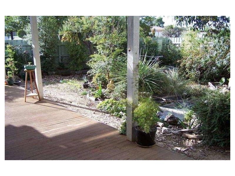 34 Mitre Crescent, Frankston North VIC 3200