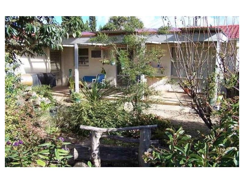 34 Mitre Crescent, Frankston North VIC 3200