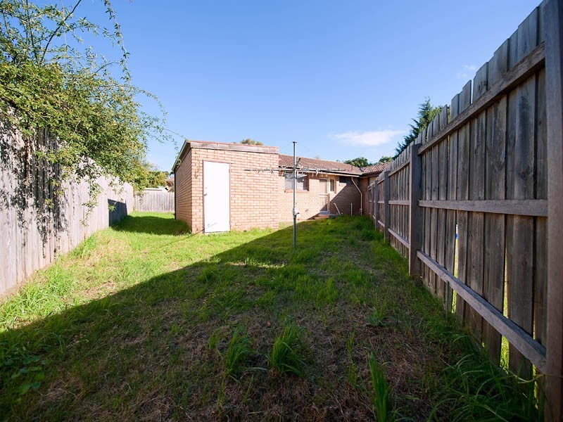 7A & 7B Banks Road, Cranbourne VIC 3977