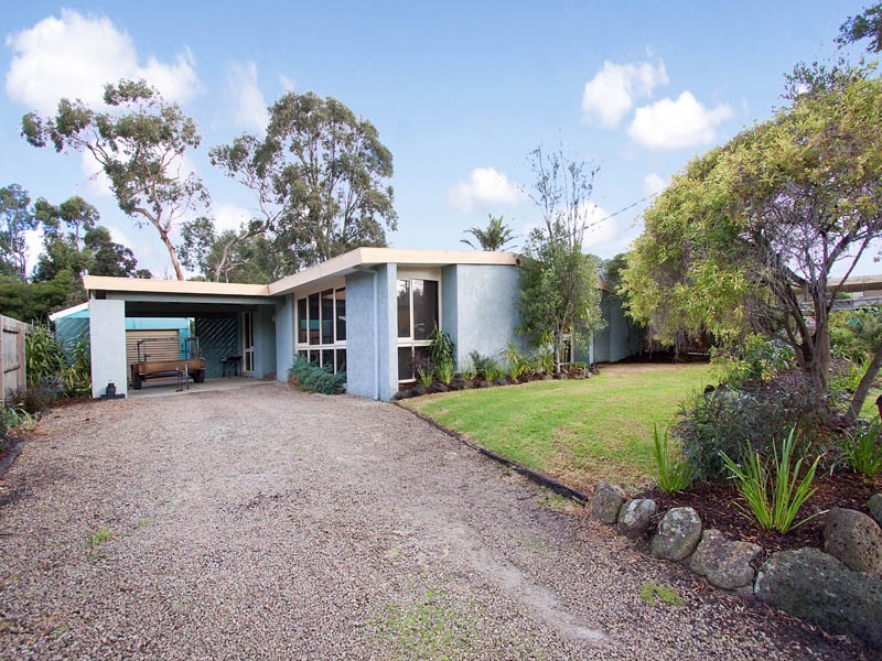 6 McKenzie Way, Langwarrin VIC 3910