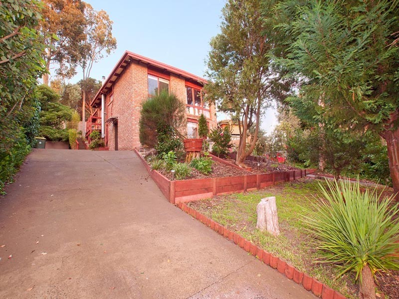 13 Nurla Court, Frankston VIC 3199