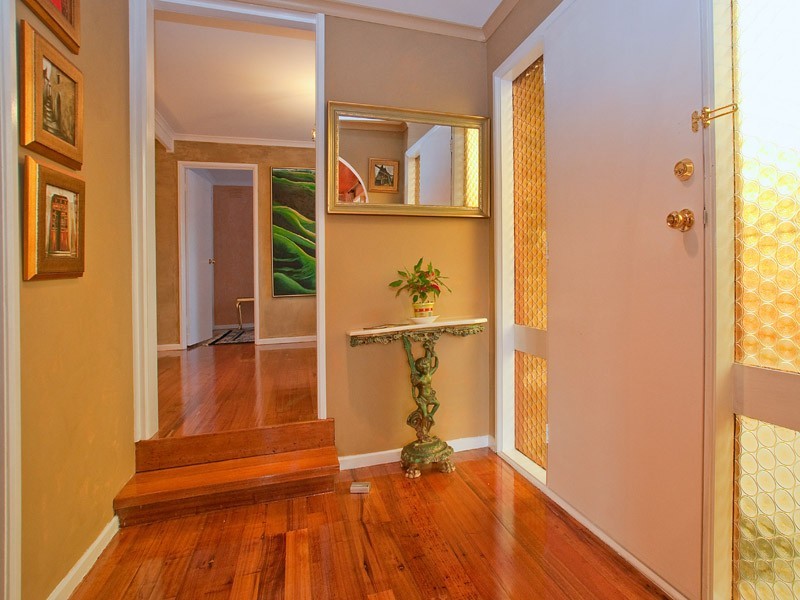 13 Nurla Court, Frankston VIC 3199