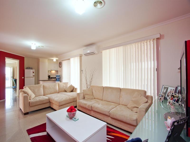 10 Lady Penrhyn Close, Cranbourne VIC 3977