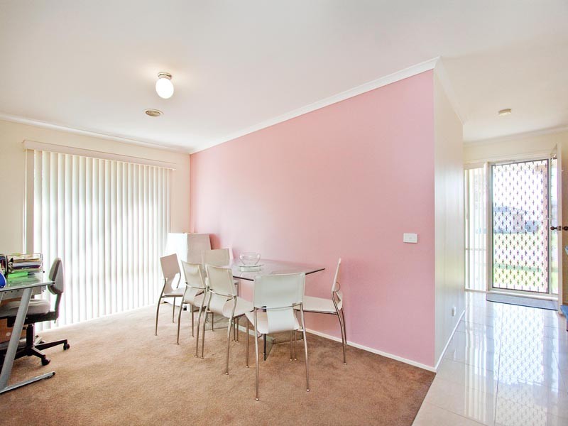 10 Lady Penrhyn Close, Cranbourne VIC 3977