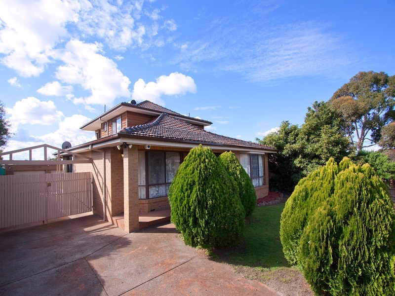 48 Marylyn Place, Cranbourne VIC 3977