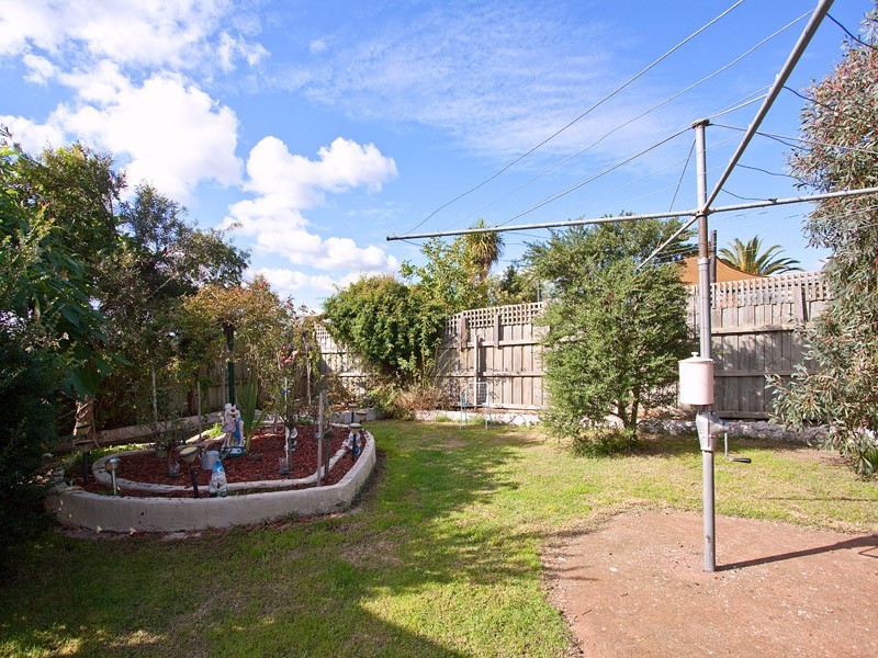 48 Marylyn Place, Cranbourne VIC 3977