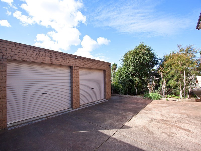 48 Marylyn Place, Cranbourne VIC 3977
