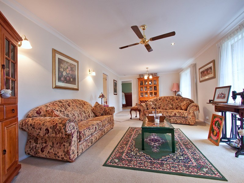 28 Aldershot Road, Langwarrin VIC 3910