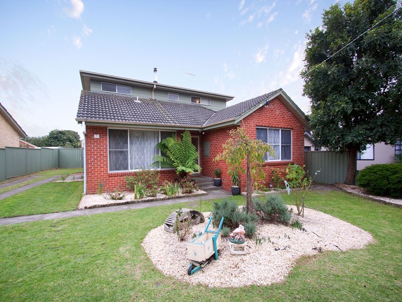 7 Moreton Street, Frankston North VIC 3200