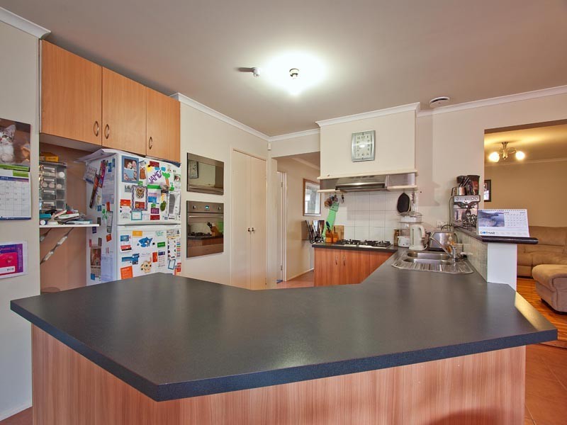 43 Central Park Way, Cranbourne VIC 3977