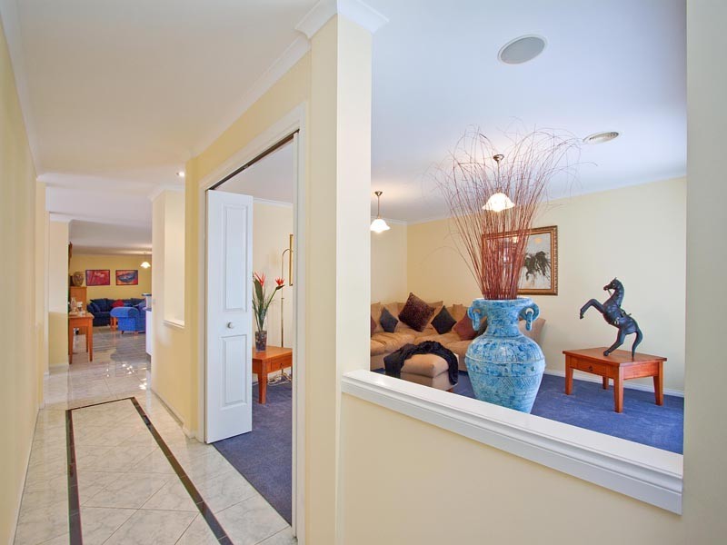 15 Wicklow Drive, Cranbourne VIC 3977